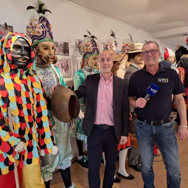 Seit 2012 ist das Nassereither Schellerlaufen immaterielles Kulturerbe der UNESCO! 👏 Unser lieber Berni Egger berichtet heute im den Heimatgrüßen über diesen traditionellen Fasnachtsbrauch in Tirol! ➡ Und am kommenden Sonntag, 1. Februar, nehmen wir von Radio VM1 euch live mit zu diesem bunten Treiben! 😀

@schellerlaufen