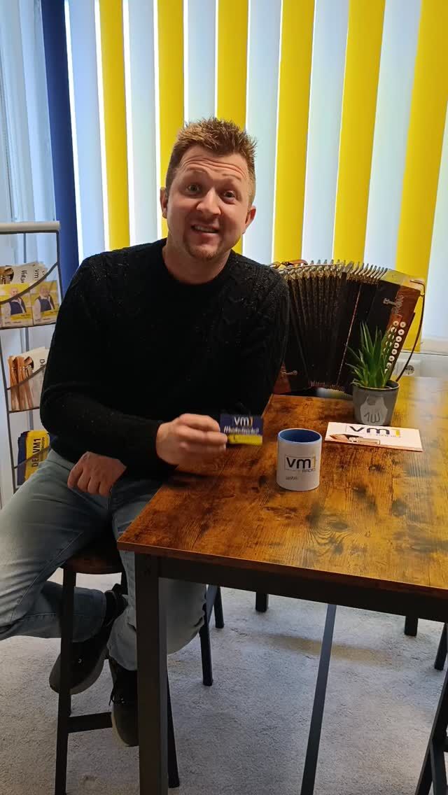 Wir erfüllen jetzt auch vormittags Musikwünsche bei uns auf Radio VM1 - täglich von 10-11 Uhr! 🎶 Heute mit David Traumüller unter ➡️ 013 666 77777 👏🏻