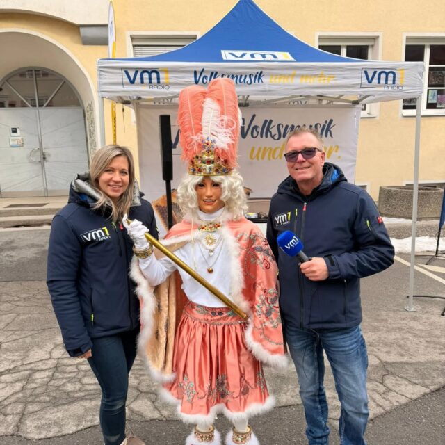 Gestern waren wir von Radio VM1 beim traditionellen Nassereither Schellerlaufen mit dabei! Für alle, die unsere Livesendung nicht hören konnten, hier nochmal ein Rückblick auf dieses einzigartige Spektakel! 👏🏻

@nassereither_schellerlaufen @anton_mattle @zumtobelrene @astrid.c.mair