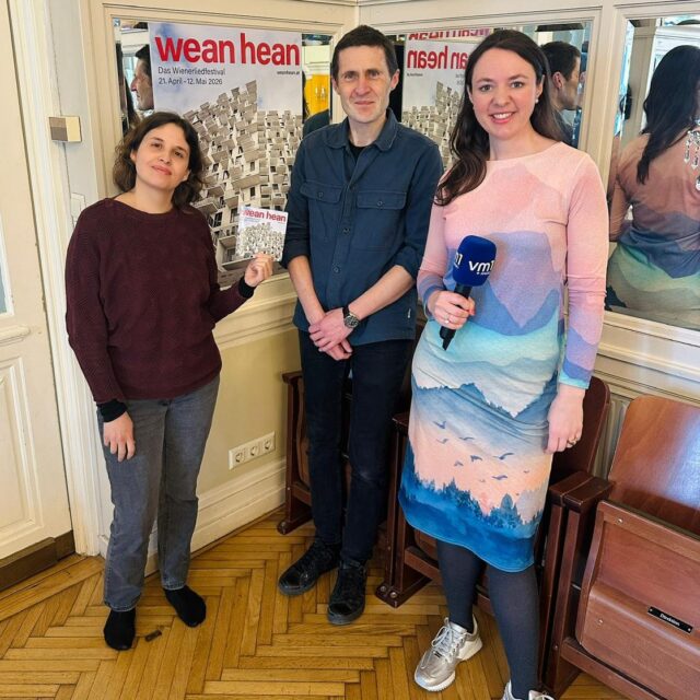 Seit einem viertel Jahrhundert begeistert das Wienerliedfestival wean hean jährlich die Freunde des Wienerlieds. 🎶 Eva Schöler blickt heute mit den VM1 Heimatgrüßen hinter die Kulissen dieses besonderen Musikfestivals in Wien! Um 11 Uhr geht's los! 👏

@wean_hean