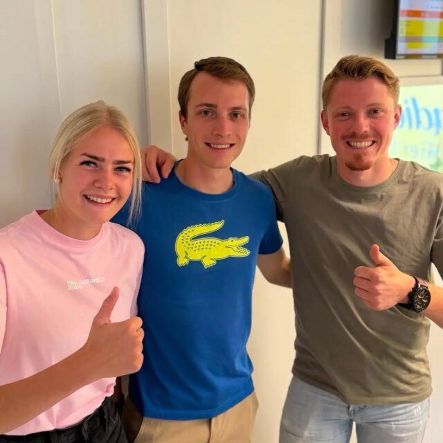 Und weiter geht's um 16 Uhr mit einer neuen Formation namens "Alp 3" bei uns im VM1 Studio. Sie präsentieren ihren ersten Titel "Mitten im Sommergfühl" 🎶 Bleibt dran! 👏🏻