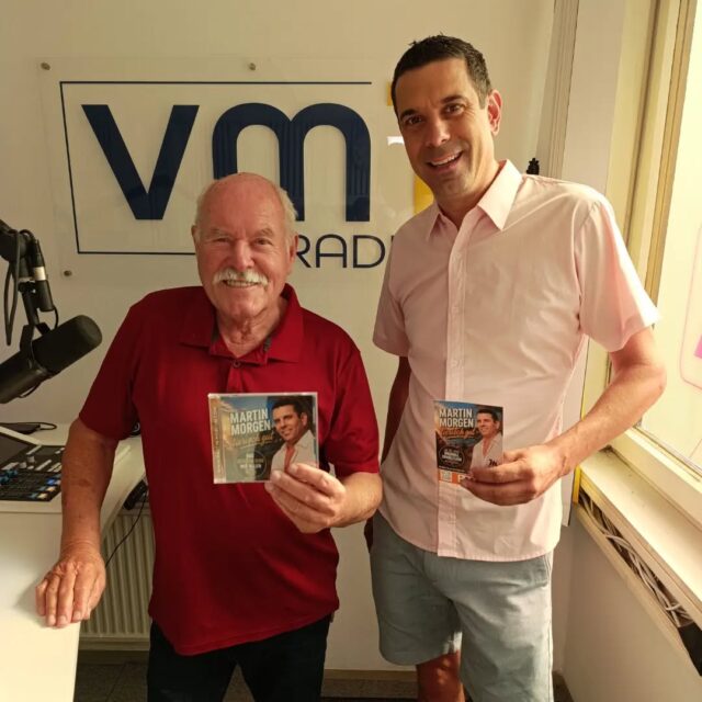 Jetzt bei uns im VM1 Studio ON AIR: Martin Morgen mit seinem Debütalbum "tierisch gut" 👏🏻👏🏻👏🏻

@martinmorgen_music