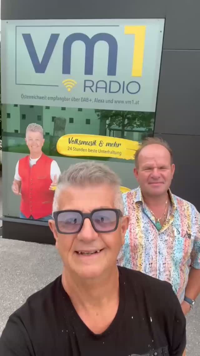 Heute ab 20 Uhr ist Max Lustig zu Gast bei Sepp Mattlschweiger wenn es wieder heißt "Sepp, Let's Go" 🎶🎤 Uns erwarten spannende Party-Berichte vom frischgebackenen 60-Jährigen, Witze, bei denen kein Auge trocken bleibt und die besten Oberkrainer-Raritäten! 👏🏻

@sepp_mattlschweiger