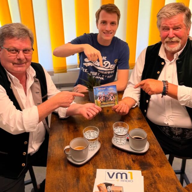 Die Rieder Gipfelstürmer sind bei uns zu Gast und präsentieren ihr neues Album "Bodenständig - Musik, die Wurzeln schlägt" 👏🏻

@die_gipfis_band