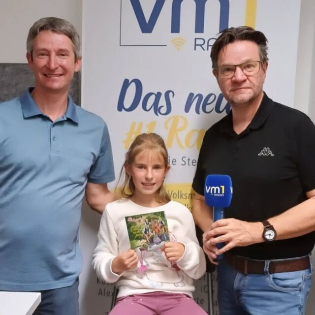 Heute ab 18 Uhr gibt's wieder Karlis Bunte Musistund mit einer 
CD-Vorstellung der Zirbenwald Buam und ihrem Titel "I bin noch jung" 🎶👏🏻