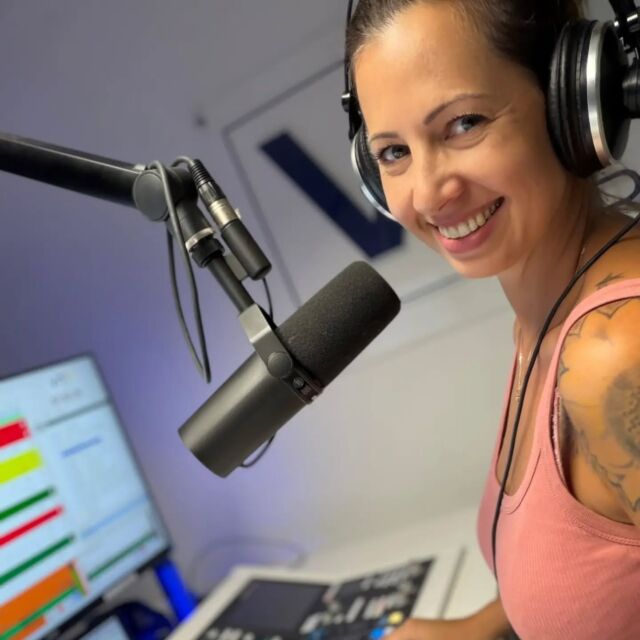 Guten Morgen aus dem VM1 Studio! 👋🏻 Wer steht gemeinsam mit uns und Nadja Heiseler auf? 😀

@nadjaheiseler