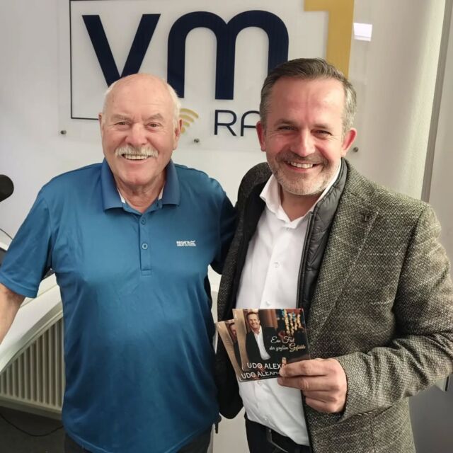Zeitumstellung hin oder her - wir starten wie gewohnt pünktlich um 11 Uhr mit dem VM1 Frühschoppen! ➡️ Udo Alexander ist heute zu Gast bei Ingo Rotter! 👏🏻 Schaltet ein und seid dabei! 😁 

@ingorottermoderator @alexander.udo